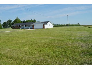 Property photo 7 - Awesome Country Property, 3 Bedroom Ranch on 3 Acres